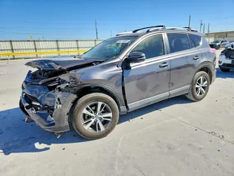 2017 Toyota RAV4 JTMWFREV2HJ719015 Lot 46710686