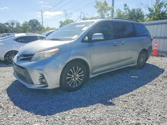 2019 Toyota Sienna 5TDYZ3DC4KS993128