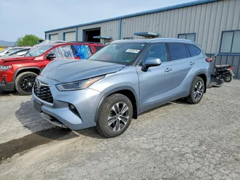 2021 Toyota Highlander 5TDHZRBHXMS095024 Lot 49926876