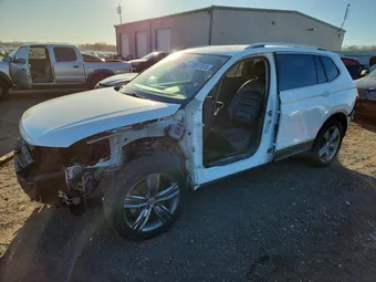 2019 Volkswagen Tiguan 3VV4B7AX3KM045497 Lot 72617315