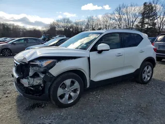 2021 Volvo XC40 YV4162UK1M2456400