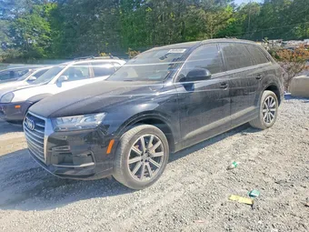 2017 Audi Q7 WA1LHAF72HD050851