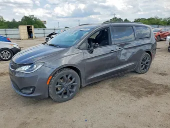 2018 Chrysler Pacifica 2C4RC1FG6JR356825 Lot 50889066