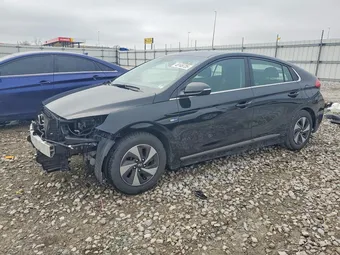 2019 Hyundai Ioniq KMHC75LC7KU145068