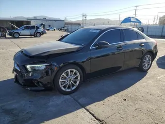 2022 Mercedes-Benz A-Class W1K3G4EBXNJ377744
