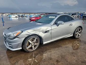 2015 Mercedes-Benz SLK-Class WDDPK4HA7FF104171