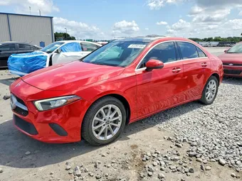 2019 Mercedes-Benz A-Class WDD3G4EB2KW022632