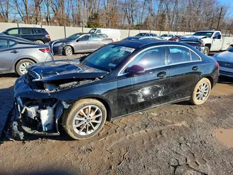 2021 Mercedes-Benz A-Class W1K3G4FB1MJ289100