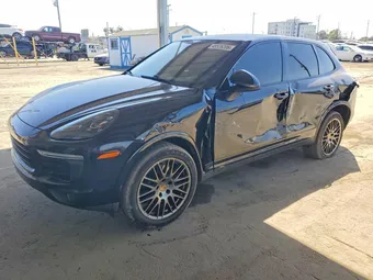2017 Porsche Cayenne WP1AA2A26HKA86152 Lot 48526206