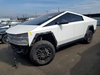 2025 Tesla Cybertruck 7G2CEHED0SA074610