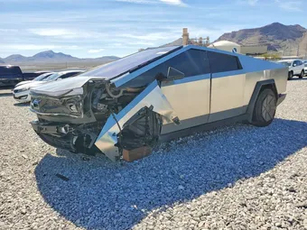 2025 Tesla Cybertruck 7G2CEGEC9SA077409