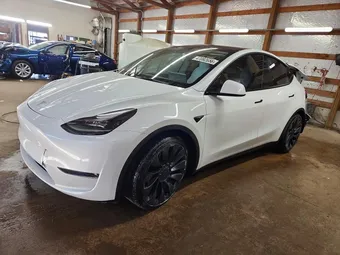 2022 Tesla Model Y 7SAYGDEF9NF372094 Lot 47082656