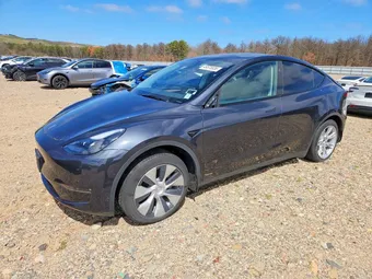 2024 Tesla Model Y 7SAYGAEE4RF994761 Lot 49575636
