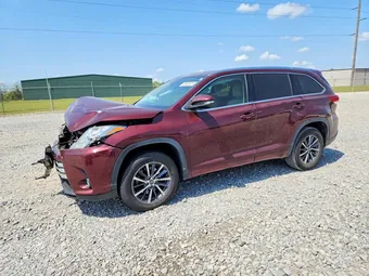 2018 Toyota Highlander 5TDKZRFH7JS258854 Lot 48402026