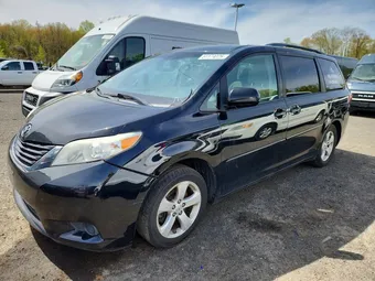 2017 Toyota Sienna 5TDKZ3DCXHS816680