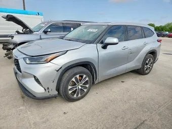 2021 Toyota Highlander 5TDGZRAH9MS076011 Lot 50215376