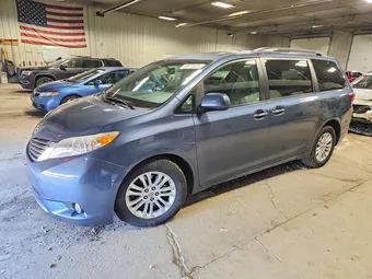 2016 Toyota Sienna 5TDYK3DC0GS745258 Lot 48715286