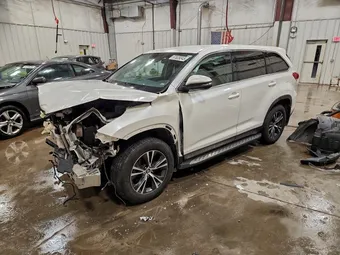2019 Toyota Highlander 5TDZARFH5KS058305 Lot 97639045