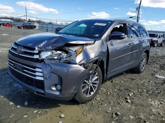 2019 Toyota Highlander 5TDJZRFH6KS597361 Lot 45731616