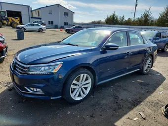 2018 Volkswagen Passat 1VWBA7A3XJC027629