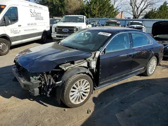 2017 Volkswagen Passat 1VWBT7A39HC054891