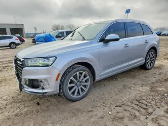2017 Audi Q7 WA1LAAF75HD032395