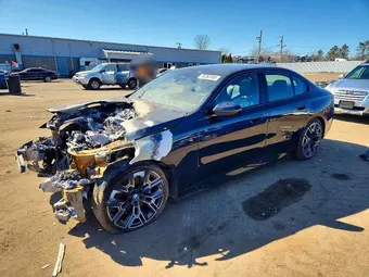 2025 BMW i5 WBY13HG09SCS99424