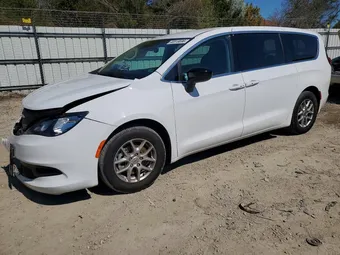 2024 Chrysler Voyager 2C4RC1CG5RR119579