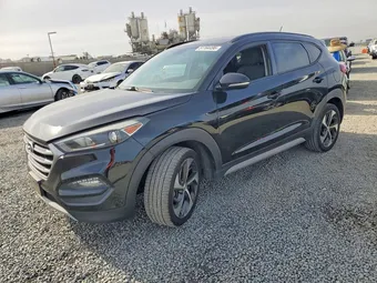 2017 Hyundai Tucson KM8J33A27HU570428