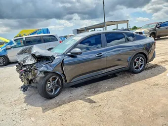 2025 Kia K4 3KPFT4DEXSE102396