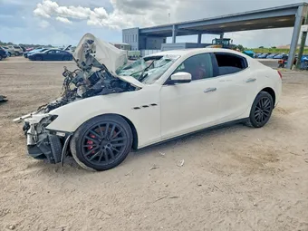 2017 Maserati Ghibli ZAM57RTL1H1224147