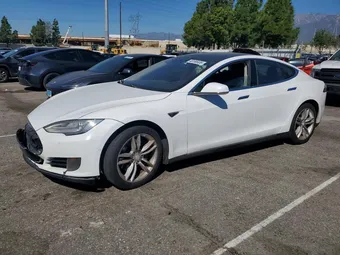 2015 Tesla Model S 5YJSA1E13FF101282 Lot 46185936