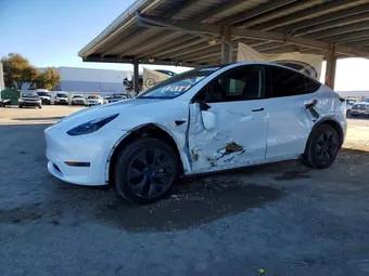 2025 Tesla Model Y 7SAYGDED6SA359293 Lot 72277325