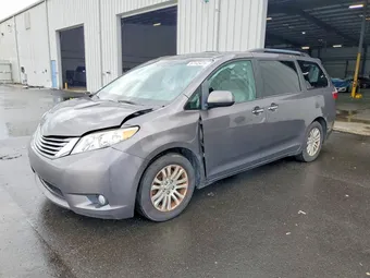 2017 Toyota Sienna 5TDYZ3DC3HS812741 Lot 57145476