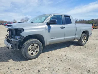 2019 Toyota Tundra 5TFUY5F17KX780256 Lot 49571646