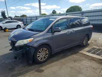 2015 Toyota Sienna 5TDYK3DC5FS593931 Lot 49125826