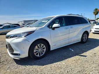 2021 Toyota Sienna 5TDYRKEC1MS019585 Lot 47139886