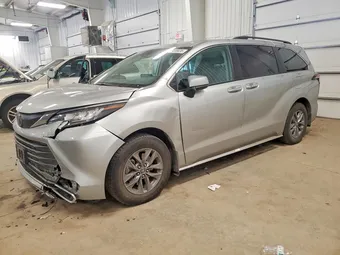 2022 Toyota Sienna 5TDYRKEC9NS083228 Lot 47495636