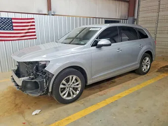 2019 Audi Q7 WA1LAAF74KD012551