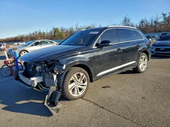 2021 Audi Q7 WA1LXAF76MD021351