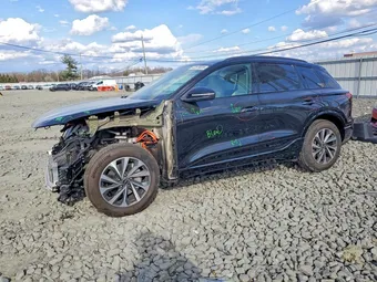 2025 Audi Q6 e-tron WA124BGF0SA028553