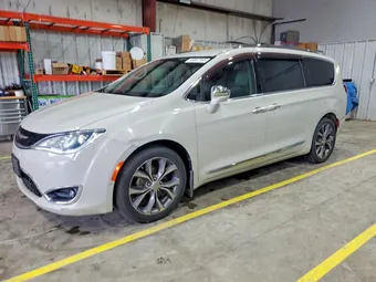 2017 Chrysler Pacifica 2C4RC1GG3HR754681 Lot 49387066