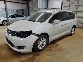2020 Chrysler Pacifica 2C4RC1FGXLR138258 Lot 48463996