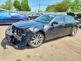 2018 Chrysler 300 2C3CCAEG9JH140324