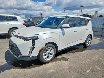 2023 Kia Soul KNDJ23AU3P7840678 Lot 48342596