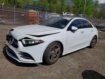 2021 Mercedes-Benz A-Class W1K3G4FB6MJ299458