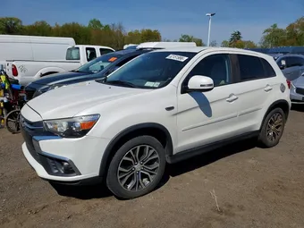 2018 Mitsubishi Outlander JA4AR3AU7JZ003353
