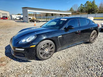2016 Porsche Panamera WP0AA2A71GL001661
