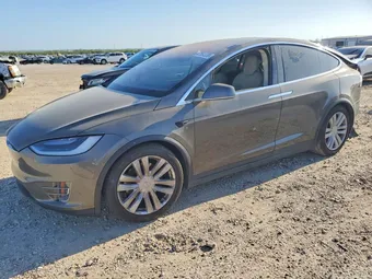 2016 Tesla Model X 5YJXCBE25GF023765 Lot 47064836