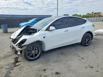 2024 Tesla Model Y 7SAYGDEE1RA291987 Lot 46463926
